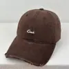 Gorra de Béisbol Estilo Coreano Lavada Desgastada Ala Suave Bordada para Mujeres Ala Ancha Circunferencia de Cabeza Grande Gorra Plana Simple Versátil a la Moda para Hombres