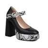 Zapatos Casuales de una Sola Capa para Mujer con Hebilla Zapatos Blancos de Bloques de Color Europeos y Americanos Zapatos de una Sola Capa de Comercio Exterior para Mujer con Estampado de Serpiente Zapatos para Mujer Beige