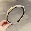 2025 Elegante Temperamento Top Alto Caveira Faz Rosto Menor Faixa de Cabelo Moda Feminina Aba Larga Pressiona Cabelo Acessório de Cabeça Redutor de Idade Estiloso Aro de Cabelo