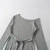 Atacado de Roupas Femininas Transfronteiriças Estilo Europeu e Americano Novas Camisetas Casuais de Manga Longa com Cordões para Apertar a Cintura e Efeito Emagrecedor Camisetas Assimétricas de Manga Longa