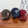 Novo Boné de Baseball Bordado com Letras Estilo Coreano com Circunferência de Cabeça Grande, Boné Viseira de Proteção Solar para Uso Externo no Verão Que Faz o Rosto Parecer Menor