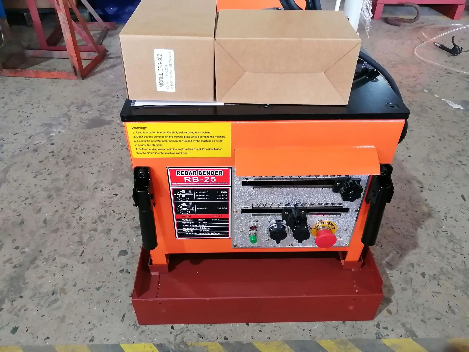 RB-25欧插220V图2