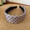 Faixa de Cabeça Larga com Bolinhas em Tecido Estilo Coreano Acessório de Cabelo Fashion Simples Toque de Luxo Leve Design de Chapéu de Cabeça Senso de Design Nicho