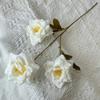 Rosa artificial de 3 cabezas, accesorios para fotografía de boda, letras de mano, flores falsas, decoración del hogar, flores de seda artificial.