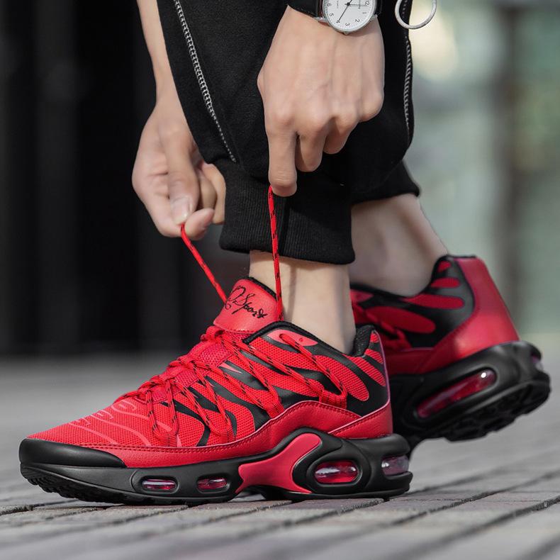 男鞋大码飞织运动鞋透气