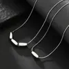 Collar Colgante Cilíndrico Minimalista de Acero de Titanio para Hombres y Mujeres, Cadena para Clavícula Estilo Fresco, Cadena Versátil de Hueso de Serpiente de Lujo Ligero, Estilo de Pareja