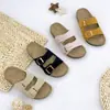 Pantuflas para niños 2026 Birkenstock doble hebilla punta abierta empeine ajustable Zapatos Birkenstock cómodos antideslizantes superventas transfronterizo