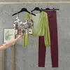 Traje de Fitness para Mujer 2026 Verano Nuevo Estilo Ropa de Yoga de Gama Alta Chaleco Deportivo Sujetador Deportivo para Correr Conjunto de Tres Piezas