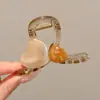 Pinza para el cabello de tamaño mediano de lunares blancos y negros estilo francés, diseñada para la parte trasera de la cabeza, un accesorio para el cabello nuevo y elegante con un aspecto sofisticado y con estilo