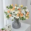 Flores Artificiales con Tacto Real, Flores Falsas de Gama Alta tipo Rosa, 3 Cabezas, Sensación Hidratante y Realista, para Decoración de Hotel y Hogar, Venta al por Mayor de Comercio Exterior Transfronterizo