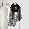 Pañuelo Pequeño de Encaje Francés de Seda para Mujer, Versátil Pañuelo de Gasa Bordado Tridimensional de Color Sólido, Pañuelo Decorativo Delgado y Transpirable para Primavera y Verano