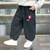 Conjunto de primavera y otoño para niño: Pantalones de cuadros estilo coreano para niños, elegantes y holgados, con diseño de dobladillo curvo, pantalones de moda para bebés
