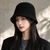 2026 Nueva Moda Color Sólido Elegante Versátil Gorro de Punto de Chenilla para Exteriores Viajes Estilo Callejero Moda Sombrero para el Sol