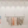 Estante de Exhibición Creativo de Moda de Acrílico y Acero Inoxidable Colgante de Pared Colgador para Ropa de Niños Tienda de Ropa de Mujer Colgador de Techo