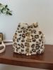 Bolsa de Pelúcia Estampada de Leopardo de Nicho Outono e Inverno Transfronteiriça para Mulheres 2026 Nova Versátil Bolsa Transversal Bolsa de Pelúcia Bolsa Saco