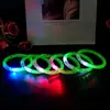 Pulseira acrílica luminosa LED pulseira colorida pequena barraca de brinquedo varrer quintal empurrar pequeno presente flash bugigangas