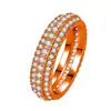 Anel Kaiwei Luxo Elegante Três Fileiras de Diamante Totalmente Cravejado com Zircônia Estilo Hiphop Europeu e Americano Anel de Noivado Cercado por Zircônia