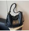 Bolsa Grande de Couro Macio com Textura Transfronteiriça 2026 Novo Estilo Tote Retro Grande Capacidade Bolsa de Mão Artística Bolsa de Ombro Feminina para o Dia a Dia