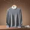 Suéter de lana pura para hombre, cuello redondo, nuevo estilo otoño/invierno, corte holgado, cálido, tejido, adecuado para uso business casual, y se puede usar como prenda interior.