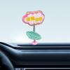 Creative Car central control ornaments bonito cartoon primavera sacudindo decorações de carro texto bênção pequenos ornamentos atacado