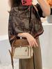 Bufanda elegante de seda Hangzhou con protección solar y letras para mujer, ideal para primavera y otoño, fina y larga, chal de satén de verano.