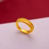 Anillos de Pareja Torcidos Chapados en Oro Latón, Mismo Estilo que en Xiaohongshu, Venta al por Mayor de Anillos Entrelazados