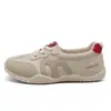 K1529 Zapatos de Mujer Tipo Pisar Caca Zapatos de Entrenamiento Alemanes Blancos Mujer 2026 Nuevo Otoño Planos Antideslizantes Mujeres Embarazadas Boca Baja Forrest Gump