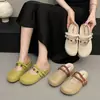 Novas sandálias casuais slip-on de sola grossa para aumentar a altura para mulheres 2026, chinelos Mary Jane de bico fechado para o verão