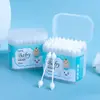 Caja de 55 Bastoncillos de Algodón para Bebé con Punta Fina Doble Cara para Limpieza de Oídos y Nariz, Algodón Puro, Adecuado para Bebés y Niños