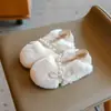 Zapatos de Peluche para Niñas 2026 Nuevos Zapatos de Otoño Invierno para Niños Zapatos de Princesa para Bebé Suela Suave Antideslizante Zapatos de Cuero para Niña Pequeña