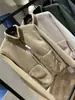 ¡Fleece compuesto + borrego sintético! Imprescindible para otoño e invierno, esta chaqueta gruesa y cálida de composite para pareja con cuello alto es moderna