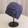 Turbante de Ganchillo Hueco Hecho a Mano Estilo Japonés para Mujer, Sombrero de Punto Floral Versátil y de Moda con Orejeras y Adorno de Encaje