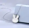 Collar Colgante de Plata de Ley S925 Selección de Influencers Mielalga Escama de Pez Brillo de Espejo Corazón de Conejo Cadena Cuadrada para Clavícula
