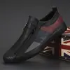 Nuevos Zapatos de Cuero Casuales de Otoño para Hombre, sin Cordones con Cremallera, de Bloques de Color, Tenis de Moda Versátiles de Estilo Británico, Caña Baja