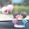 Celebriedade da Internet Enfeites de Carro Atacado Carro Acessórios de Carro Boneca Casal Fofo Beijo Decoração de Carro Elétrico Enfeites