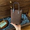 Bolso de mano vintage esmerilado con diseño de nicho, moderno y moderno, tipo cubo, con estampado de leopardo en color de contraste, bandolera de moda 2024