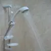 Delishun Lift Juego de Ducha Barra Elevadora para Baño Sugerencia de Instalación Colgador de Baño Barra Fija Ajustable