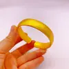 Loja de Ouro Mesmo Estilo Novo Estilo Chinês Pulseira Antiga com Padrão de Martelo de Ouro para Mulheres, Pulseira Aberta Simples com Padrão de Martelo Antigo Sutra do Coração Atacado