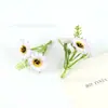 Flores Margaritas Pequeñas de Simulación Cabezas Florales para Manualidades DIY Materiales Florales Accesorios de Flores Artificiales Coloridos Ceremonia de Boda Decoración de Guirnalda Floral de Boda Flores de Tela de Seda