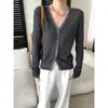 Cisnann Otoño Nueva Llegada Estilo Francés Diseño Elegante Bloques de Color Contrastantes Corte Ajustado Suave Tejido Cardigan SN9215