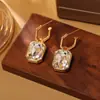 Pendientes de Cristal Verde de Alta Gama, Lujo Accesible, Elegantes y a la Moda, Pendientes Geométricos Estéreo, Pendientes Elegantes y Versátiles Estilo Hong Kong para Mujer