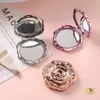 Espejo de Plástico, Espejo de Maquillaje Plegable, Espejo Portátil de Viaje, Espejo de Doble Cara abatible, Espejo Pequeño de Flor de Rosa, Espejo Mini Portátil