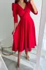2022 comercio exterior transfronterizo otoño nuevo vestido de mujer color liso cintura plisada manga siete volantes amplios en stock