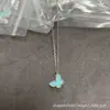 Collar de Mariposa Blanca de Nácar para Mujer 2025, Nuevo Brazalete de Lujo Ligero de Nicho para Mujer, Regalo para Novia en el Día de San Valentín Chino