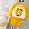 Conjunto de Moletom com Bolsa Fofo para Meninos e Meninas 2024 Novo Estilo Roupas de Primavera e Outono para Crianças Moda Infantil Tendência de Roupas para Crianças
