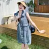 Vestido Casual de Verão 2026 Nova Moda Doce Redutor de Idade Emagrecedor Pequeno Senso de Design Retrô Confortável Sem Mangas