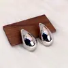 Brincos Europeus e Americanos de Metal Minimalista Gota Luxo Leve Design de Nicho Brincos de Tarraxa Temperamento Elegante Brincos Femininos Atacado