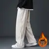 Nuevos Pantalones de Pana de Invierno para Hombre, Pantalones Casuales de Moda Sueltos, Pantalones de Chándal Gruesos Forrados de Polar Cálidos, Pantalones de Pierna Recta con Buena Caída