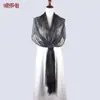 2024 nuevo estilo europeo y americano sexy plano barba larga color sólido protector solar chal bufanda moda damas toalla dividida
