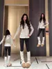 Jaqueta com capuz slim fit para mulheres, novo modelo de início de outono de 2026, ombro regular, blusa com capuz, cardigã fino com zíper, look estilo coreano